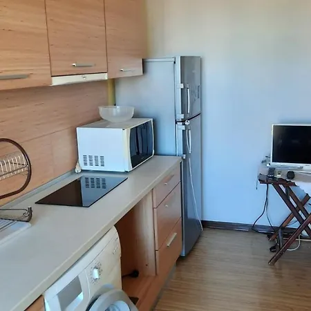 Nesebar Guest House Апартаменты *