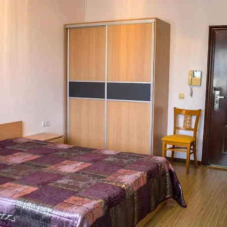 Nesebar Guest House Апартаменты