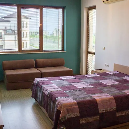 Nesebar Guest House * Несебр
